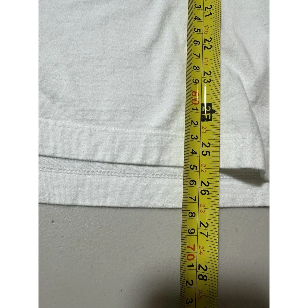 nike white embroidered Nike Tee Logo M